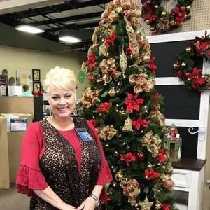 Meet your Posher, Paula